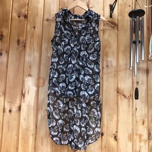 ROYAL BONES Sz S Hi Lo Skulls Shirt Sleeveless
